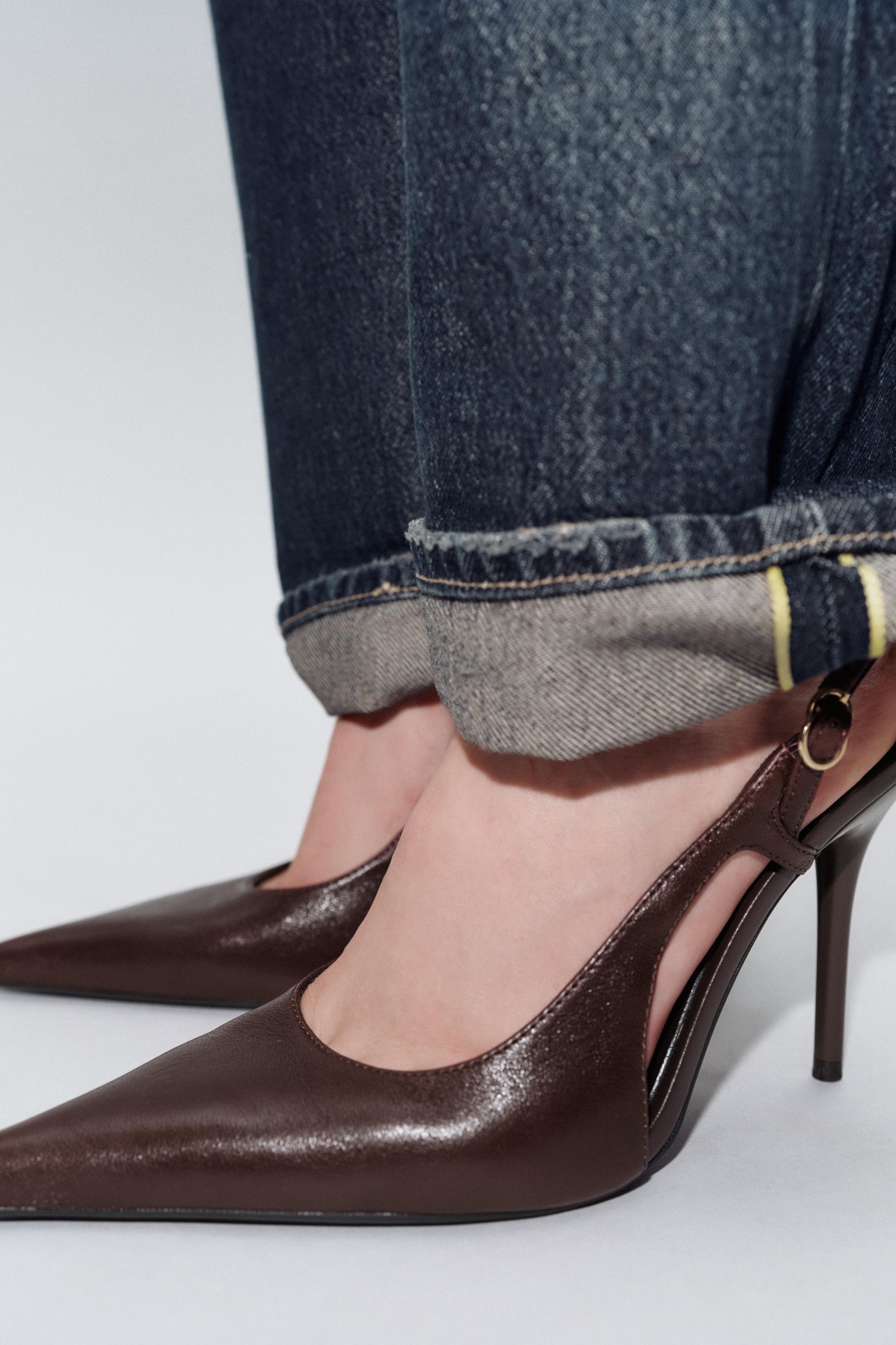 CHAUSSURES À TALONS EN CUIR